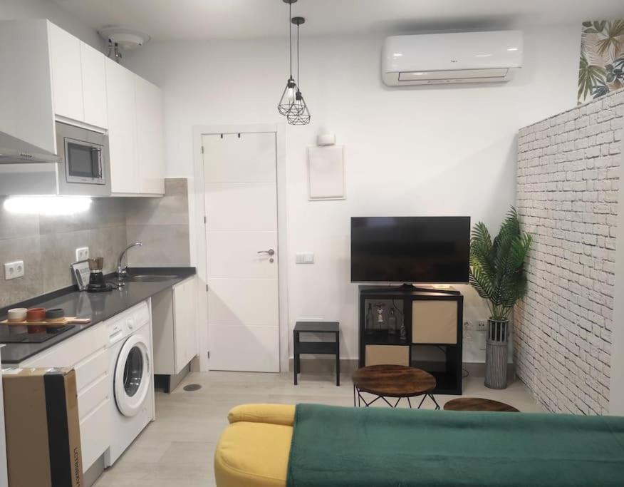 Comfortable Studio In Barrio Salamanca - Bejar Madrid Exterior photo